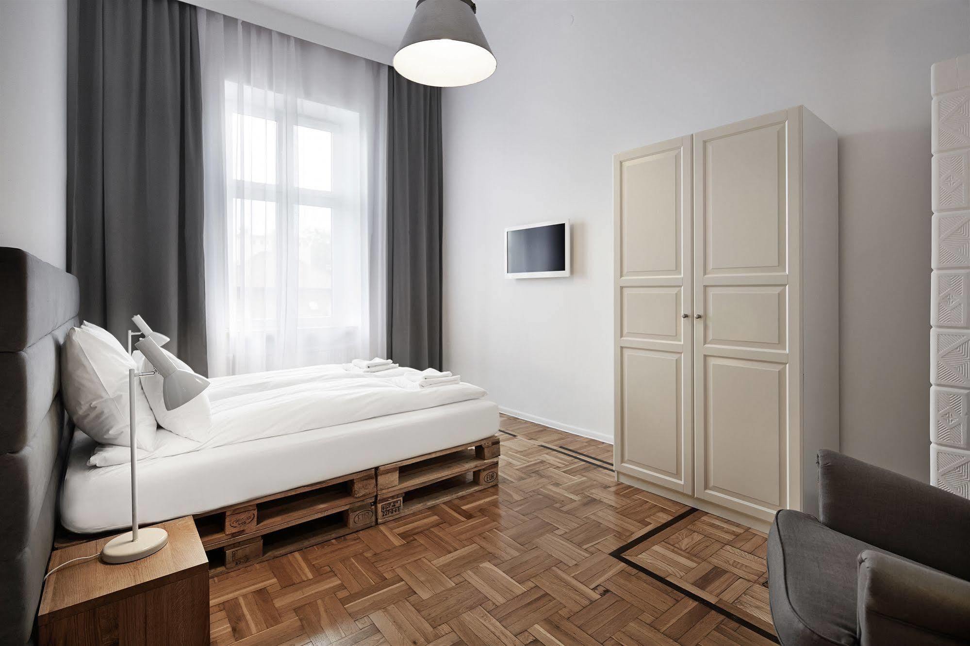 Laiko Apartments Krakow Bagian luar foto